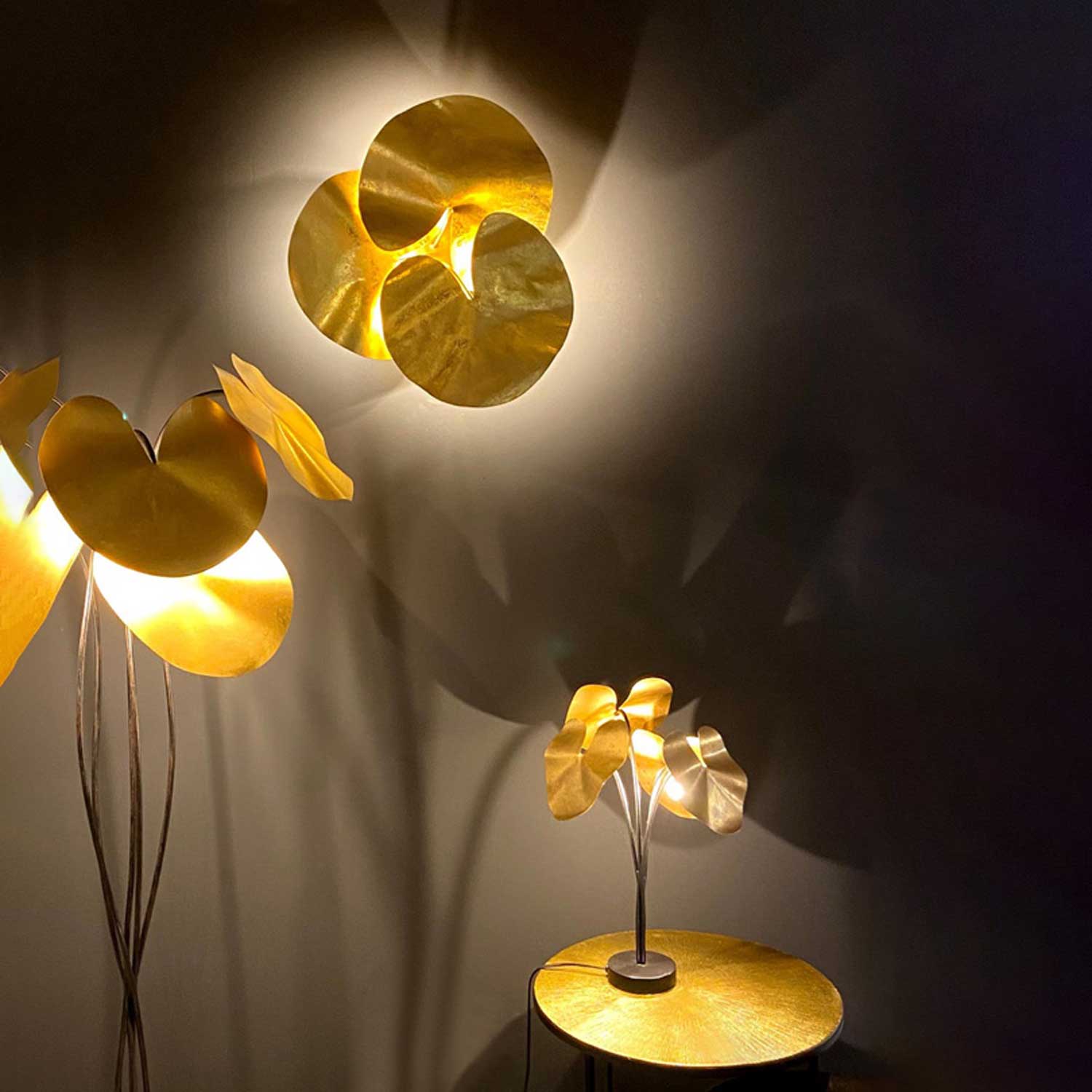 CONTROVERSIA table lamp gold 4-flames 2 CONTROVERSIA table lamp gold 4-flames