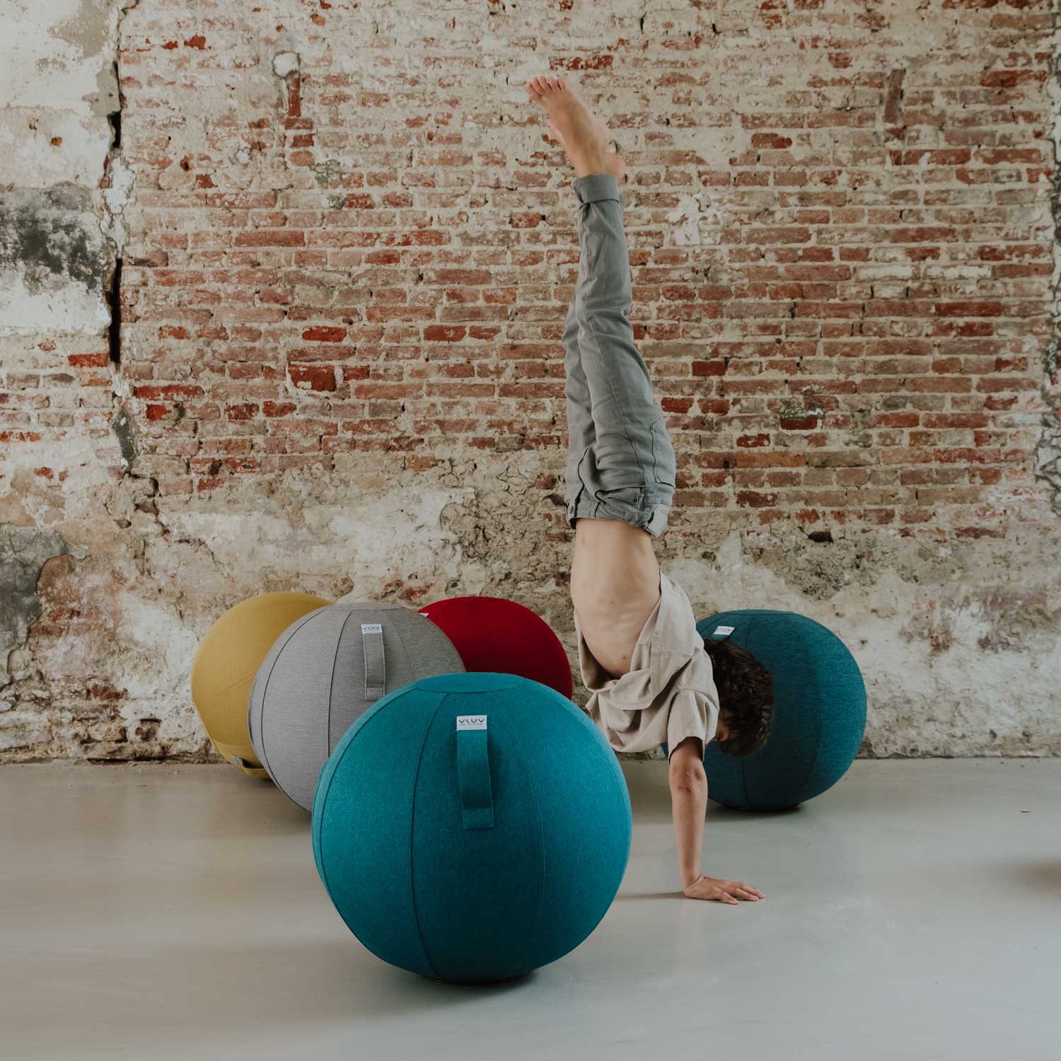 vluv LEIV fabric seating ball 1 vluv LEIV fabric seating ball